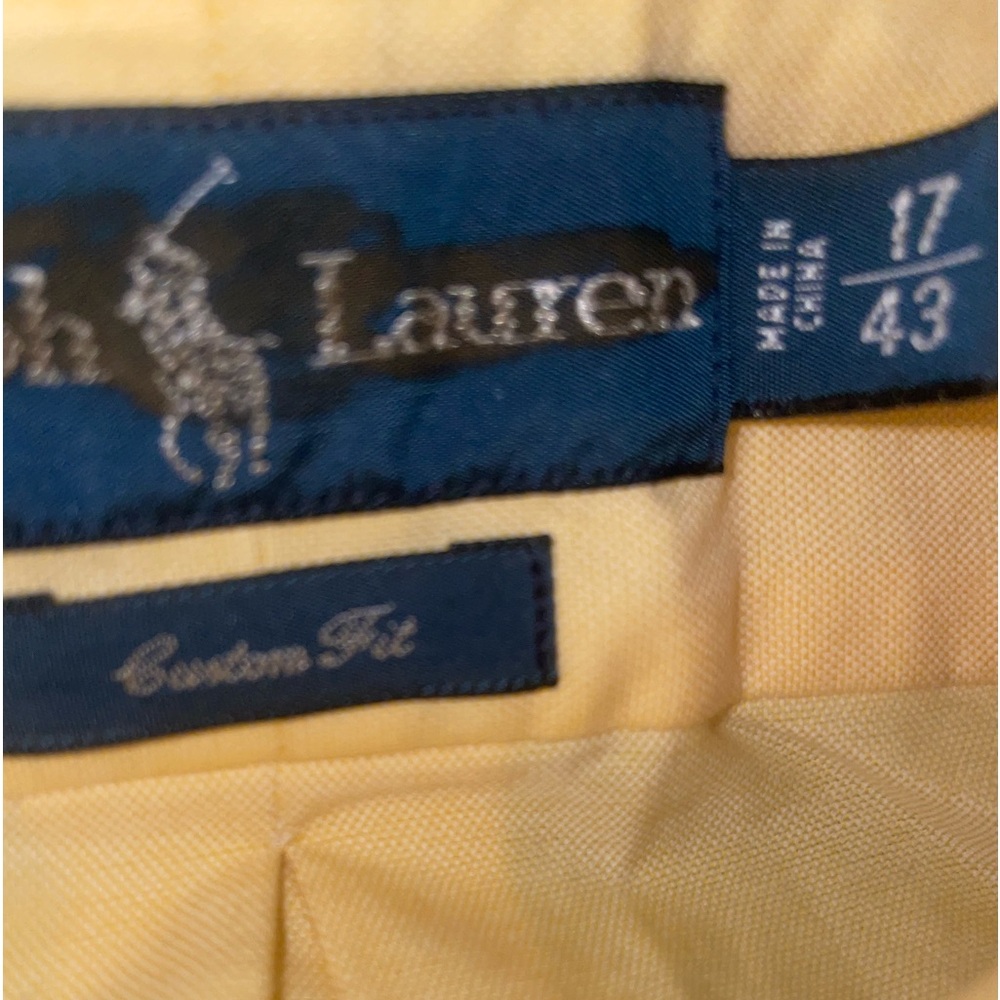 Polo - Picture 2 of 2